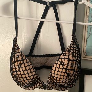 VS very sexy push up bra 32D gently used